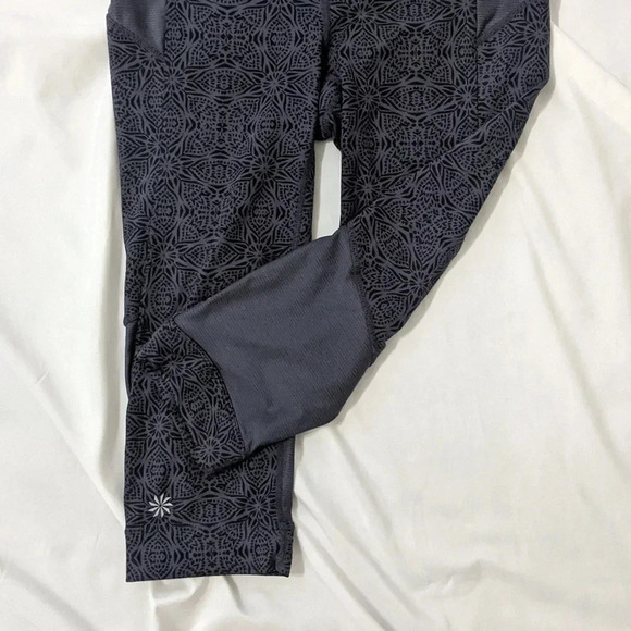 Athleta Printed Bare To Run Knicker, Color Asphalt Starfruit Size XS - Picture 7 of 15